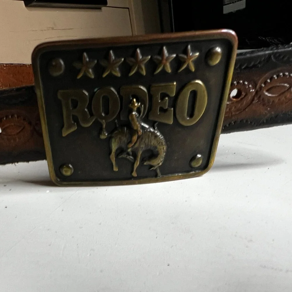 Vintage Tooled Leather Rodeo Belt Bucking Bronco Brass Buckle Brown Mens 38 in